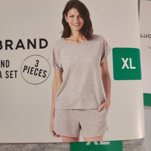 Lucky Brand Three-Piece Pajama Set NWT - Picture 4 of 7